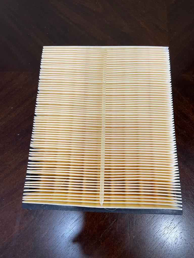 Pack of 20 Air Filter Compatible with Toyota Prius V AF1442